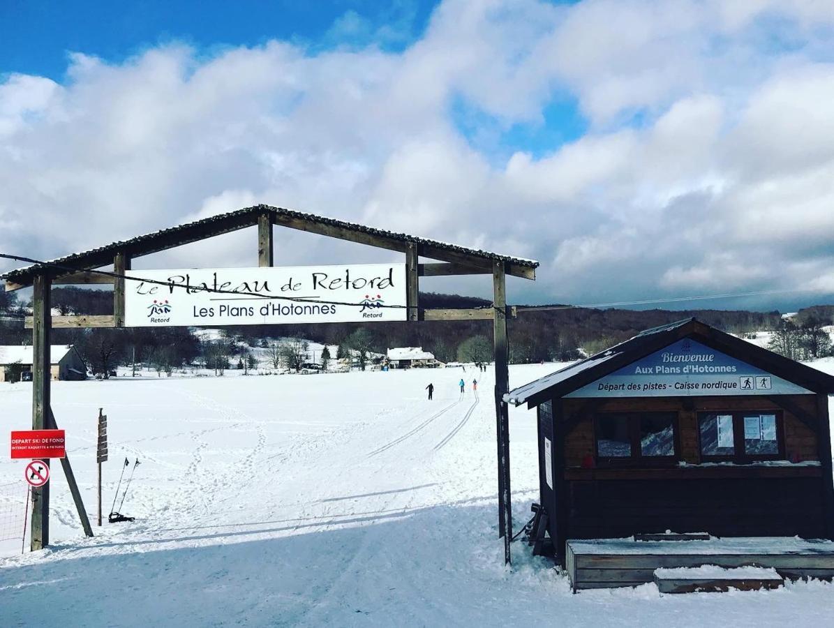 Apartmán Le Pipapo Saint-Martin-de-Bavel Exteriér fotografie